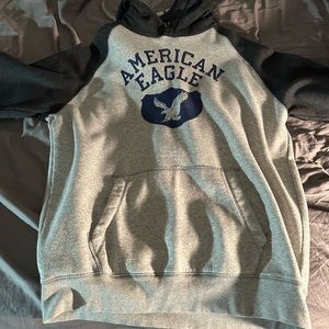 American eagle hoodie size large